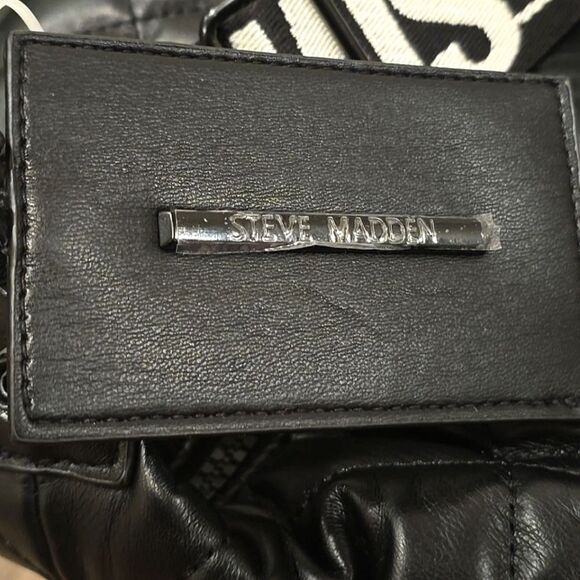 Steve Madden BGlaze Quilted Weekender- Black - Picture 7 of 9